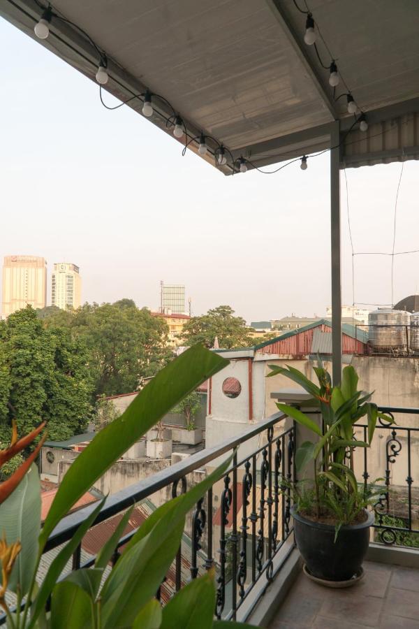 T Home Balcony Hanoï Extérieur photo